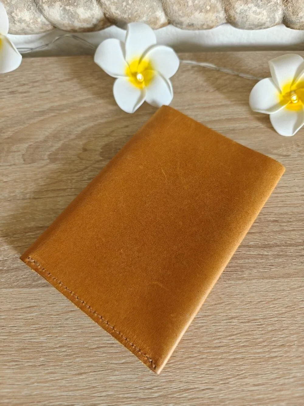 Parker Clay Addis Full-Grain Leather Passport Wallet Travel Rust Brown